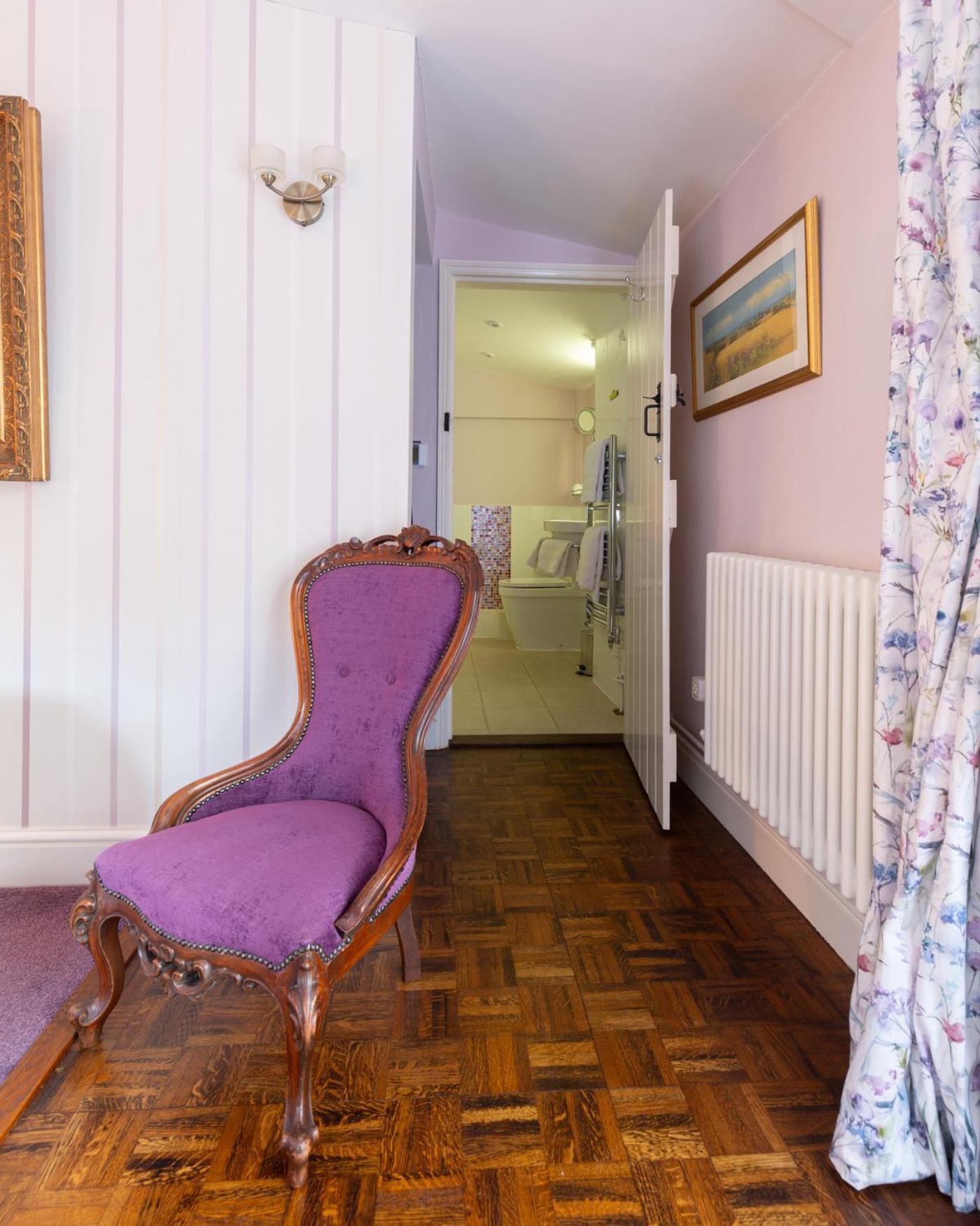Frogs Hall B&B Eye  Екстер'єр фото