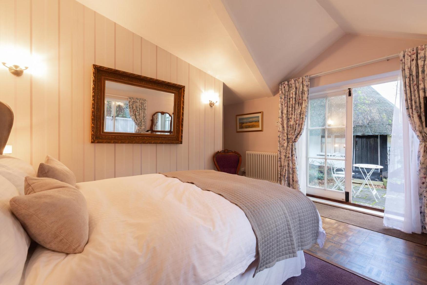 Frogs Hall B&B Eye  Екстер'єр фото
