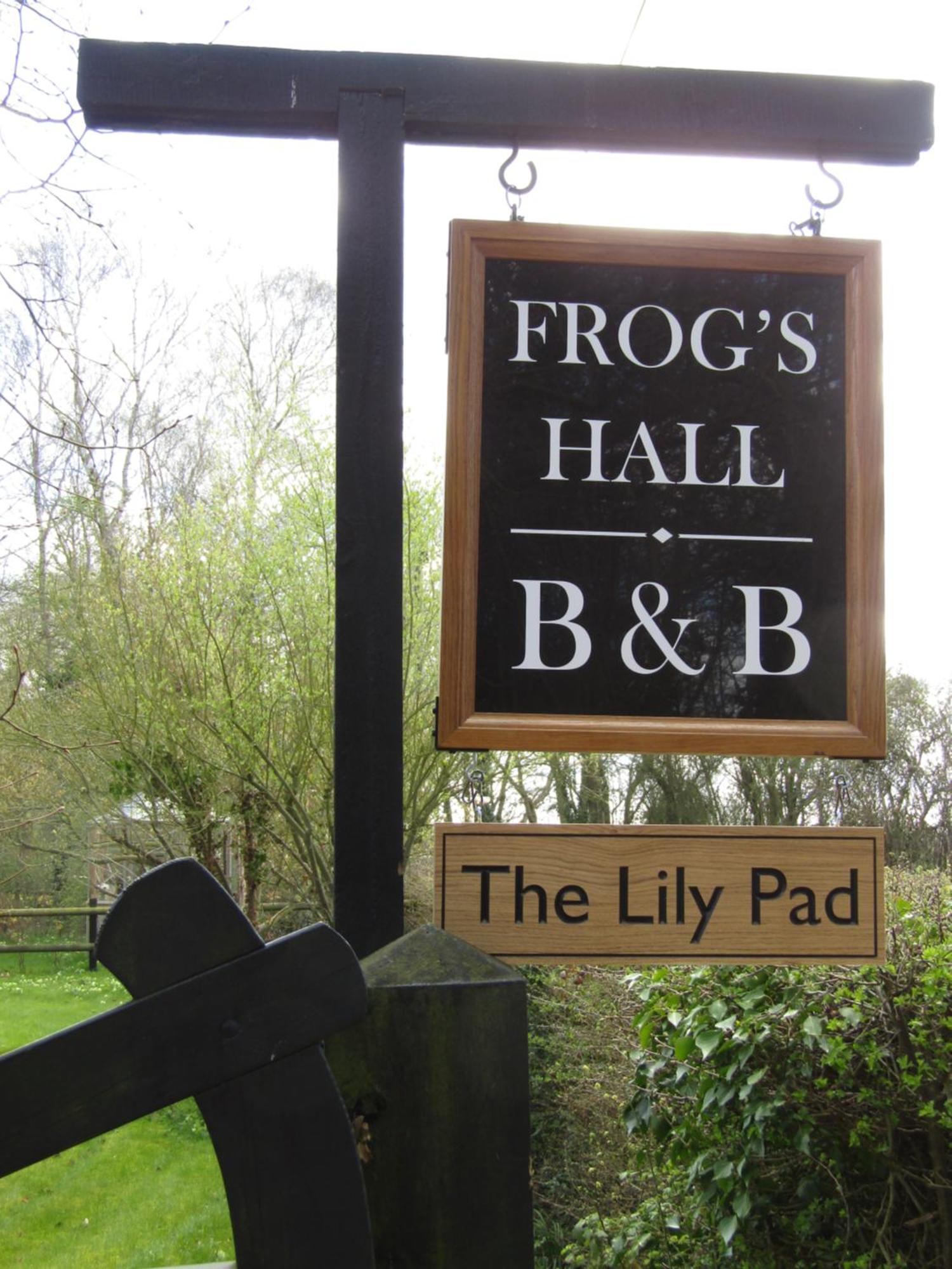 Frogs Hall B&B Eye  Екстер'єр фото